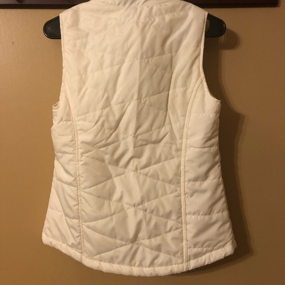 Final PRICE 💥 3/$12 NWT 🆕 Red Camel Ivory vest. - Picture 2 of 6